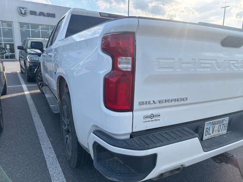 Used 2022 Chevrolet Silverado 1500 RST w/ Z71 Off-Road Package AWD/4WD image 3