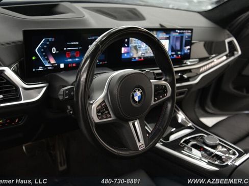 Used 2023 BMW X7 M60i w/ Climate Comfort Package AWD/4WD image 17