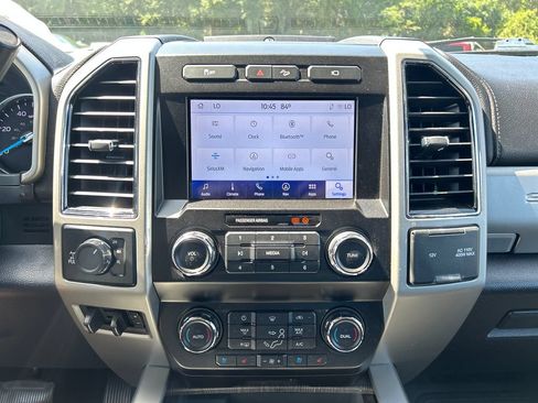 Used 2021 Ford F250 Lariat w/ Lariat Value Package AWD/4WD image 18