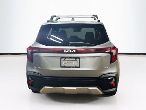 Used 2024 Kia Seltos S AWD/4WD image 6