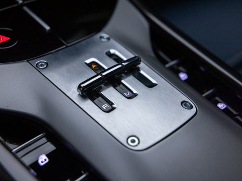 Certified 2025 Ferrari Purosangue AWD/4WD image 64