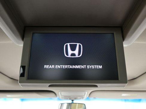 Used 2012 Honda Odyssey Touring image 18