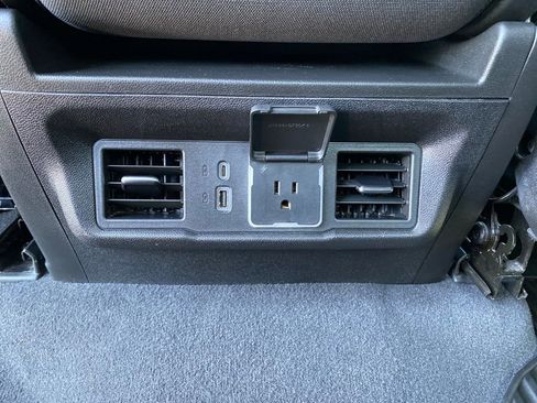 Used 2024 Chevrolet Silverado 2500 LT w/ Convenience Package AWD/4WD image 29