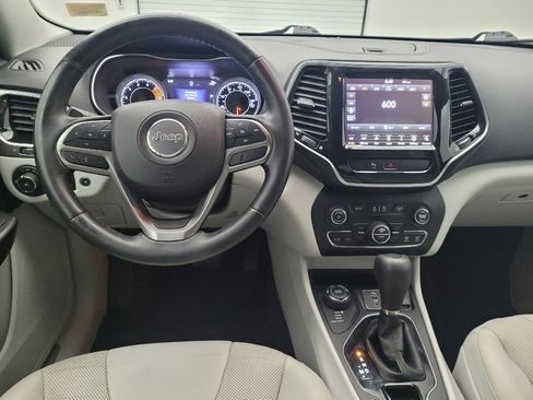 Used 2019 Jeep Cherokee Limited AWD/4WD image 22