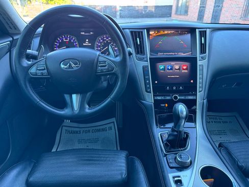 Used 2016 INFINITI Q50 Red Sport 400 RWD image 12
