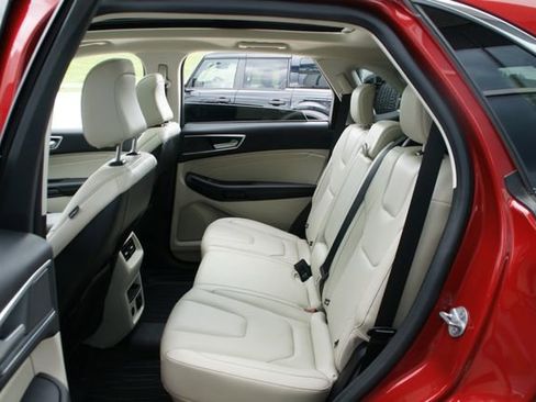 Certified 2022 Ford Edge Titanium w/ Class II Trailer Tow Package image 30