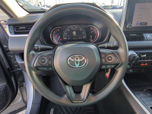 Used 2023 Toyota RAV4 LE image 18