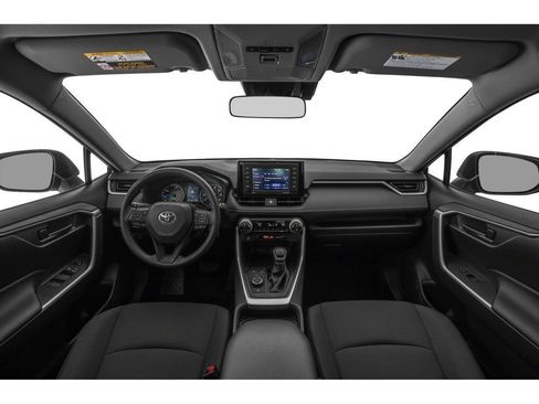 Used 2021 Toyota RAV4 LE AWD/4WD image 17