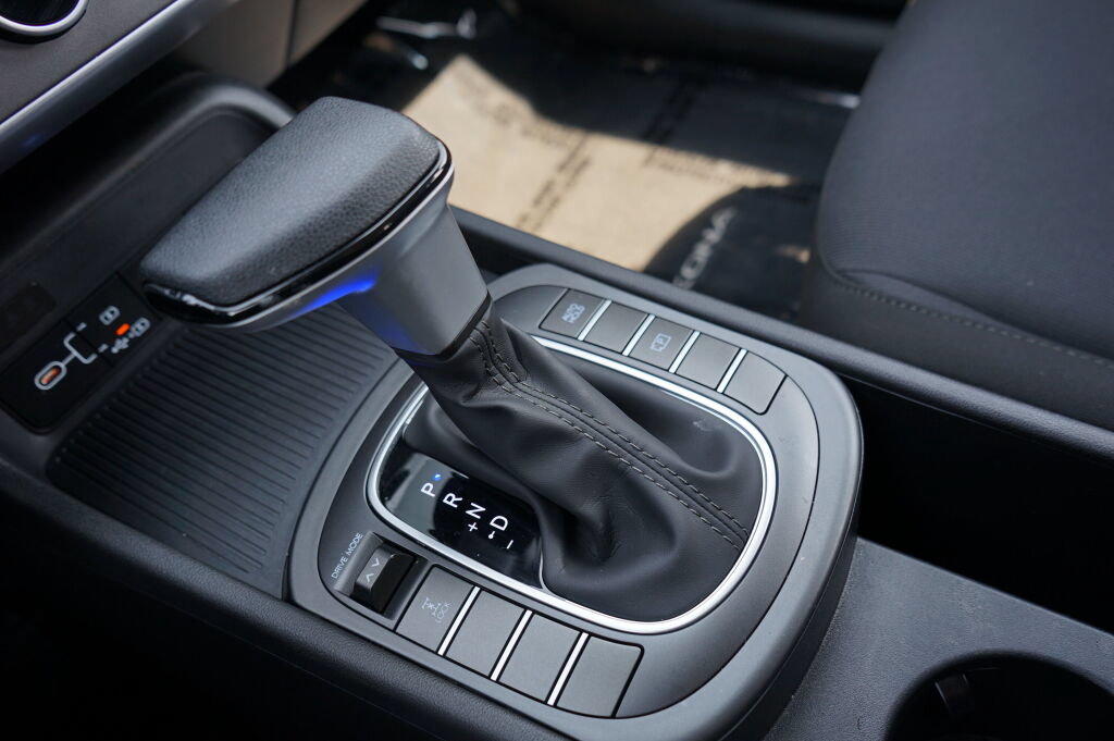 Certified 2026 Hyundai Kona SE AWD/4WD image 21
