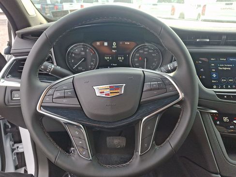 New 2026 Cadillac XT5 Premium Luxury w/ Driver Assist Package image 10