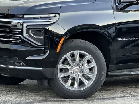 New 2026 Chevrolet Suburban Premier image 8