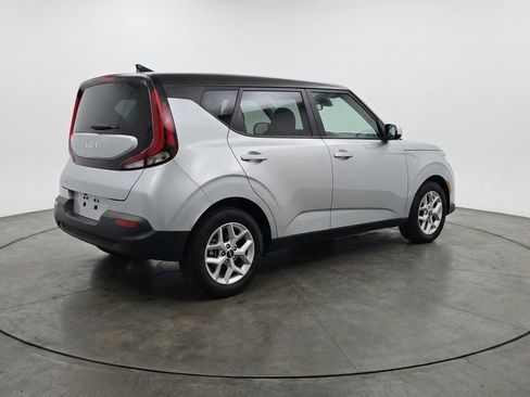 Used 2025 Kia Soul LX w/ LX Technology Package image 9