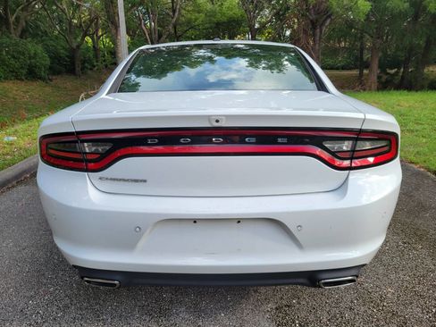 Used 2022 Dodge Charger SXT image 8