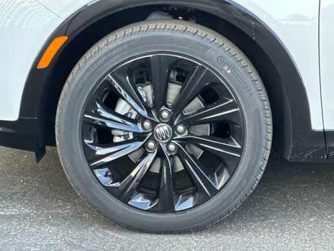 New 2026 Buick Envista Sport Touring w/ Convenience I Package FWD image 25