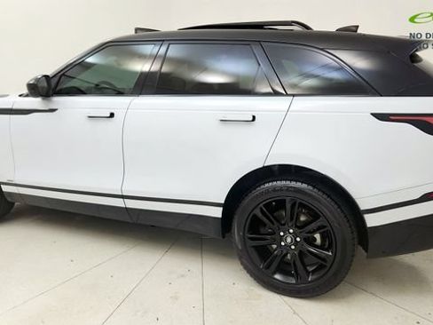 Used 2021 Land Rover Range Rover Velar R-Dynamic S AWD/4WD image 23