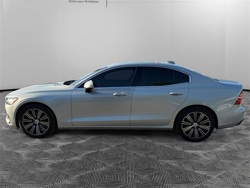 Used 2019 Volvo S60 T5 Inscription image 8