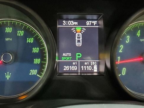 Used 2011 Maserati GranTurismo Convertible image 32