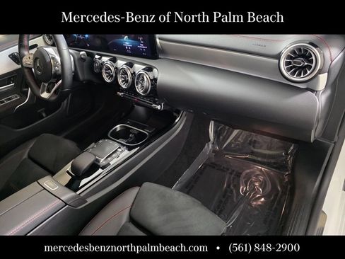 Certified 2023 Mercedes-Benz CLA 250 image 29