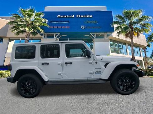 Used 2021 Jeep Wrangler Unlimited Sahara 4xe w/ Cold Weather Group image 4