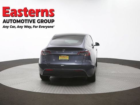 Used 2023 Tesla Model Y Long Range AWD/4WD image 32