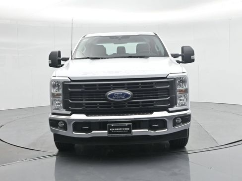 New 2026 Ford F350 XL w/ XL Chrome Package RWD image 25
