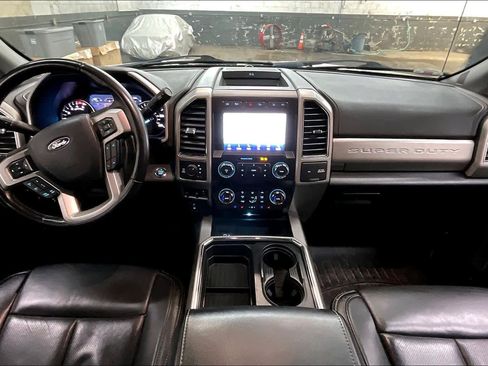 Used 2021 Ford F350 Lariat w/ Lariat Ultimate Package image 17