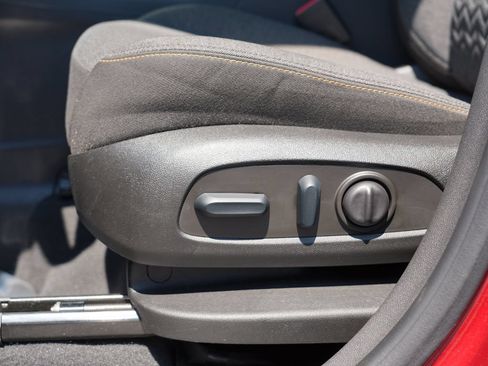 Certified 2022 Chevrolet Equinox LT AWD/4WD image 15