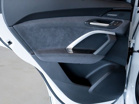 New 2025 Audi SQ5 Premium Plus image 29