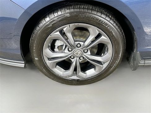 Certified 2023 Honda Accord EX image 11