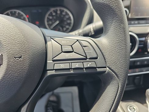Used 2025 Nissan Sentra S FWD image 18
