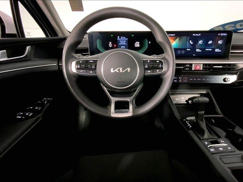Certified 2025 Kia K5 LXS FWD image 5