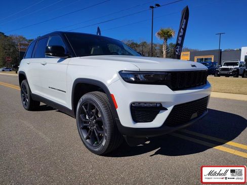 New 2025 Jeep Grand Cherokee Limited image 1