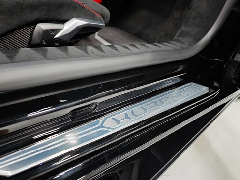 Used 2023 Lamborghini Huracan STO RWD image 36