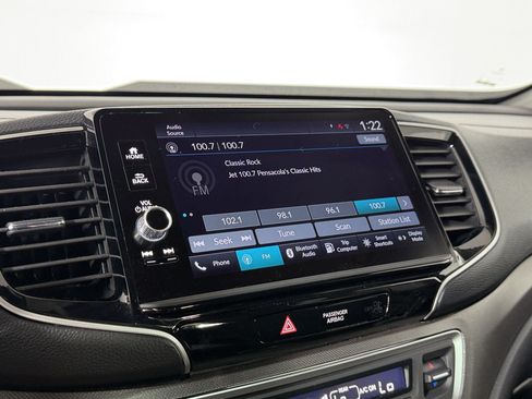 Used 2024 Honda Ridgeline Sport image 18