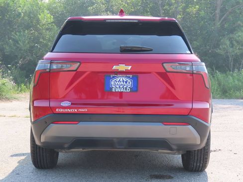 Certified 2026 Chevrolet Equinox LT AWD/4WD image 15