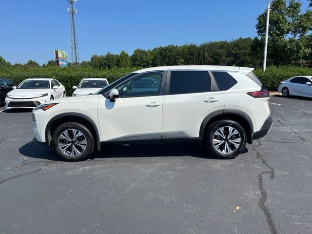Used 2022 Nissan Rogue SV AWD/4WD image 14