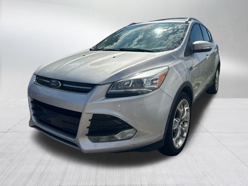 Used 2016 Ford Escape Titanium w/ Equipment Group 301A AWD/4WD image 3