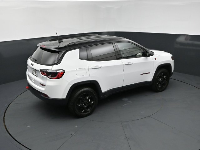 Used 2023 Jeep Compass Trailhawk w/ Trailhawk Convenience Group AWD/4WD image 18