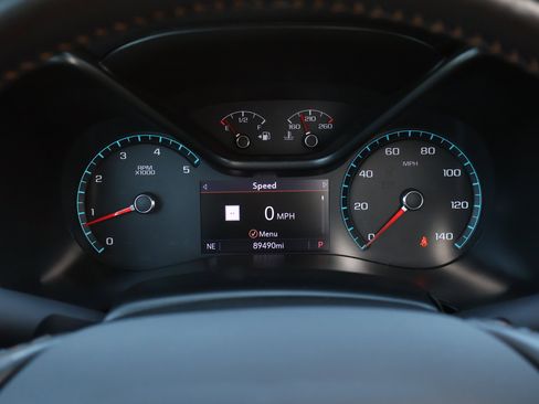 Used 2022 GMC Canyon AT4 image 16