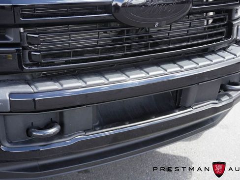 Used 2020 Ford F450 Platinum w/ FX4 Off-Road Package image 20