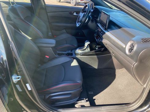 Certified 2023 Kia Forte GT FWD image 26
