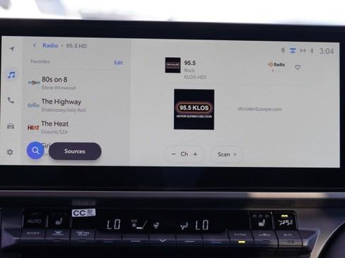 Used 2026 Toyota Camry XSE image 29