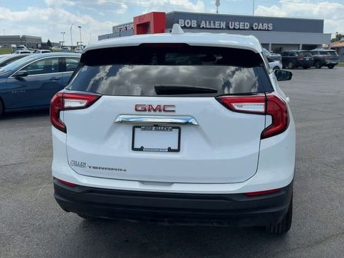 Used 2024 GMC Terrain SLE FWD image 6