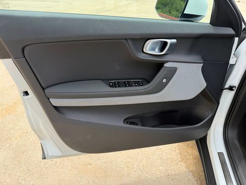 Used 2023 Polestar Polestar 2 w/ Pilot Pack AWD/4WD image 9