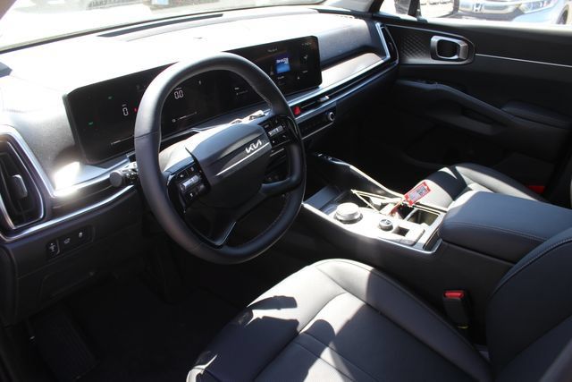 Used 2026 Kia Sorento EX AWD/4WD image 3