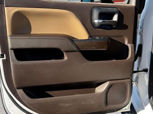 Used 2019 GMC Sierra 2500 Denali w/ Duramax Plus Package image 25