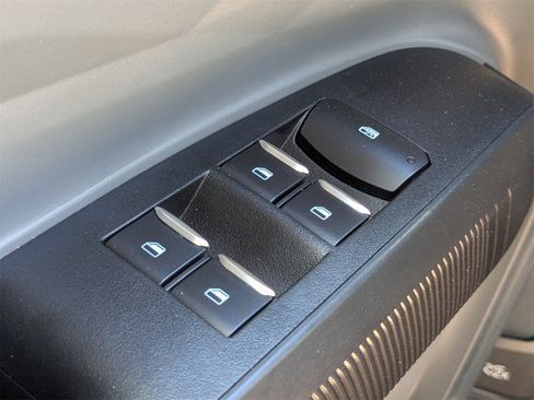 Used 2022 Ford Maverick XL image 26