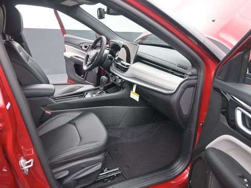 New 2026 Jeep Compass Limited AWD/4WD image 17