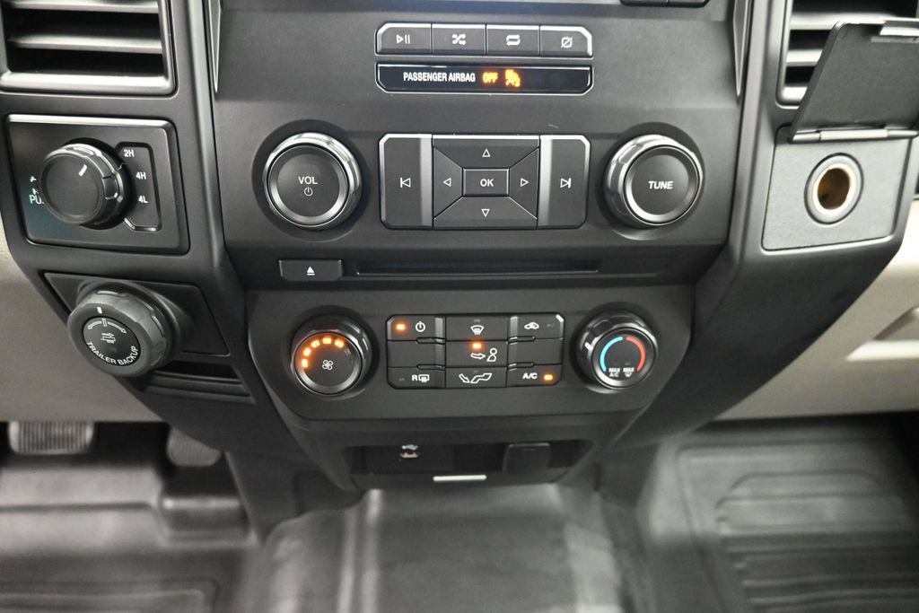 Used 2018 Ford F150 XL w/ Equipment Group 101A Mid AWD/4WD image 16