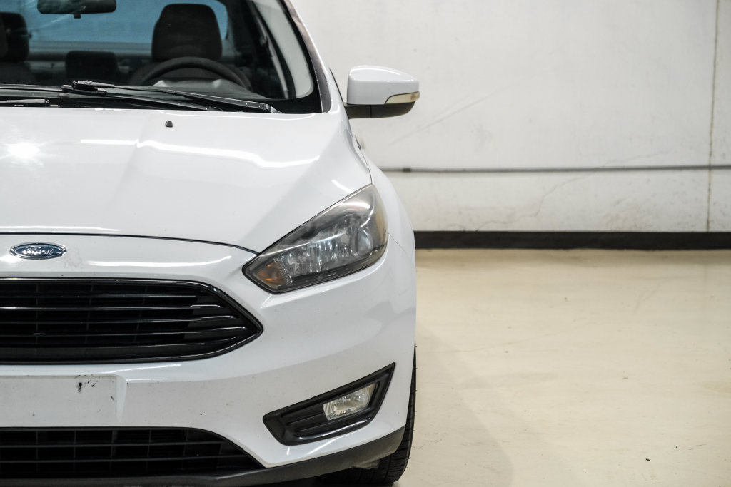 Used 2017 Ford Focus SE FWD image 46